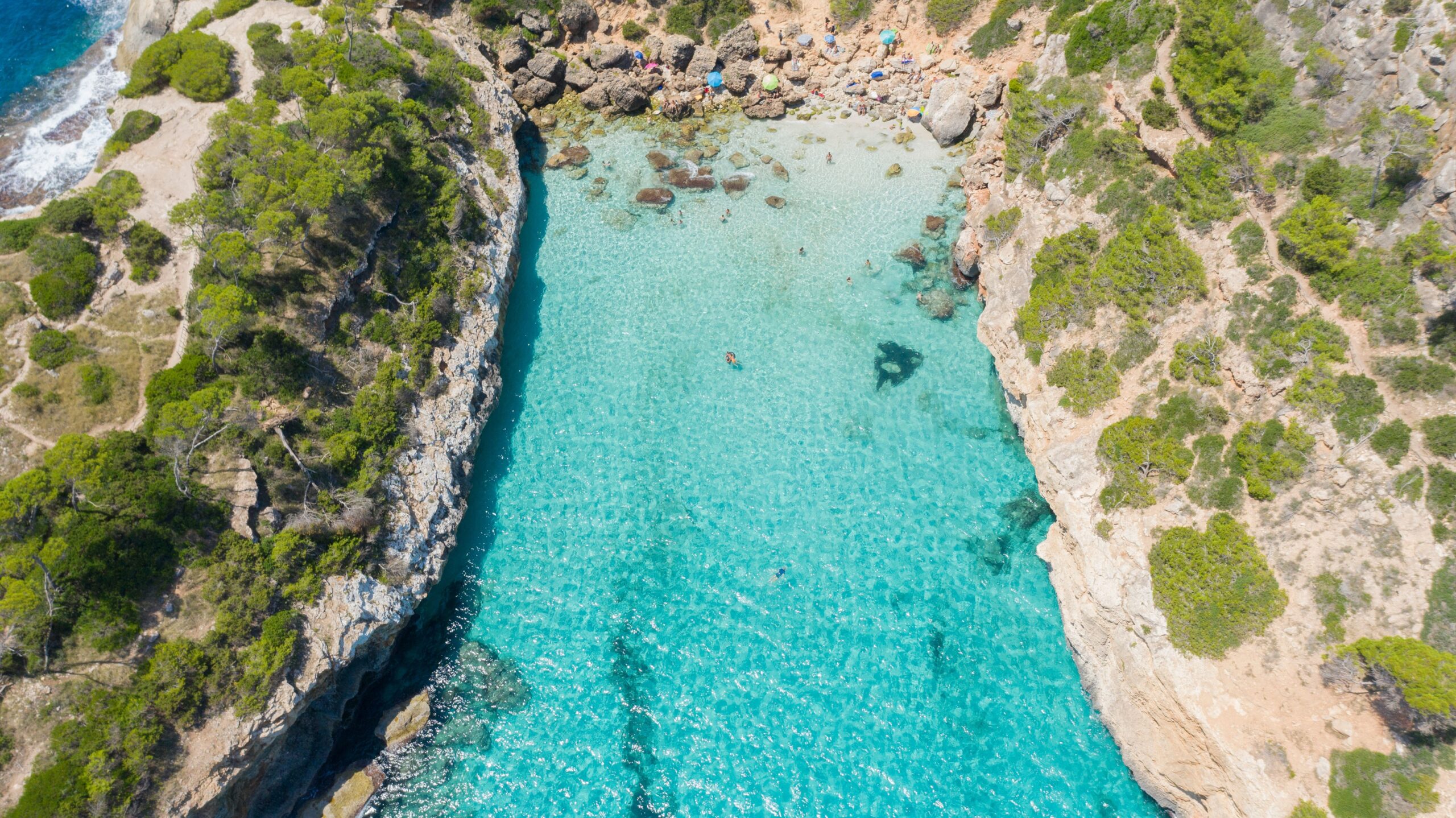 Calo des Moro Mallorca beach cliff view