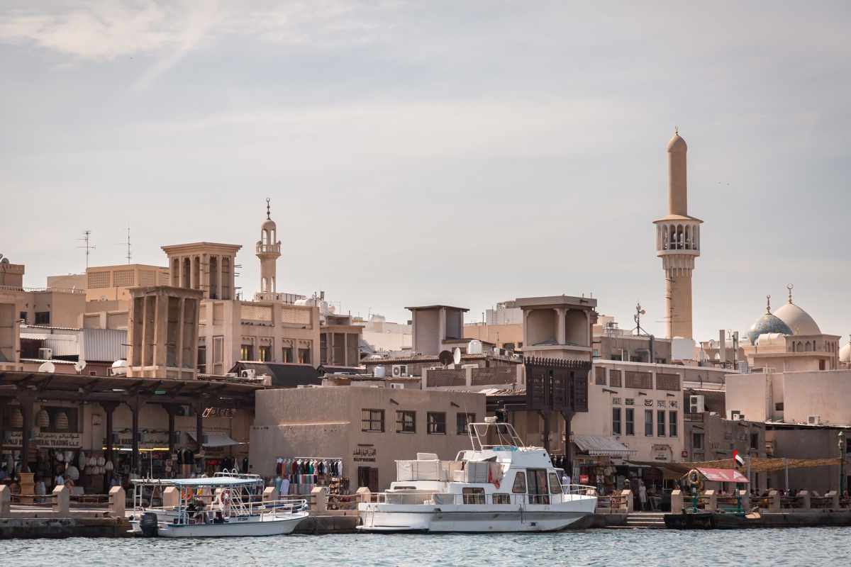 Dubai Creek abra boats Al Fahidi old town