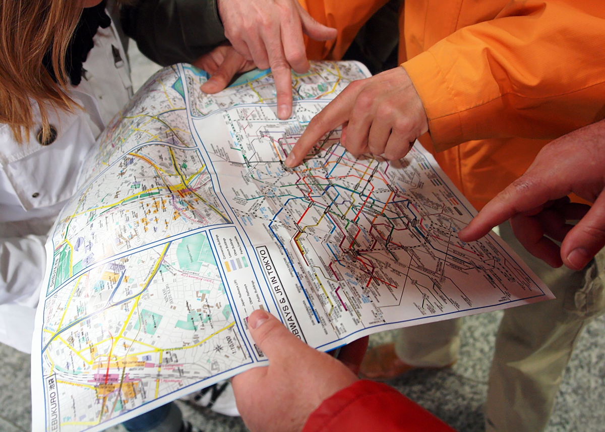 multi city travel route map pins